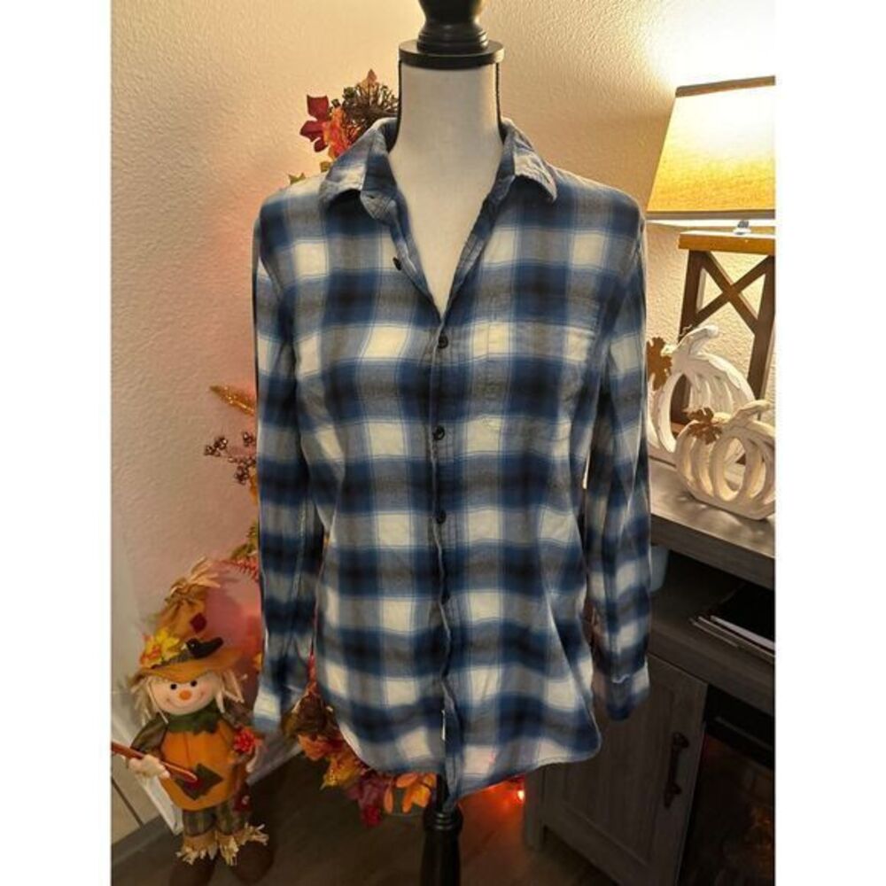 American Eagle shirt women's small petite plaid long sleeve blue